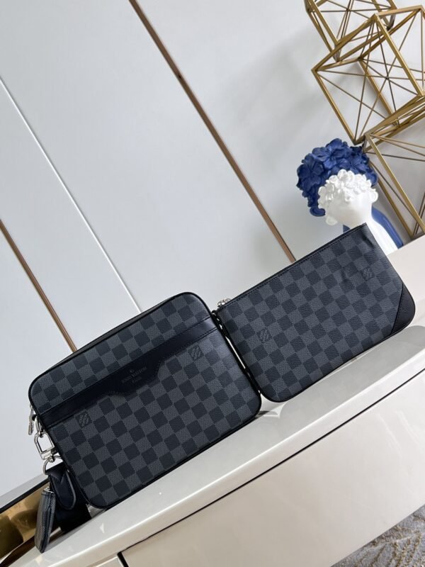 LV BAG (N40519)