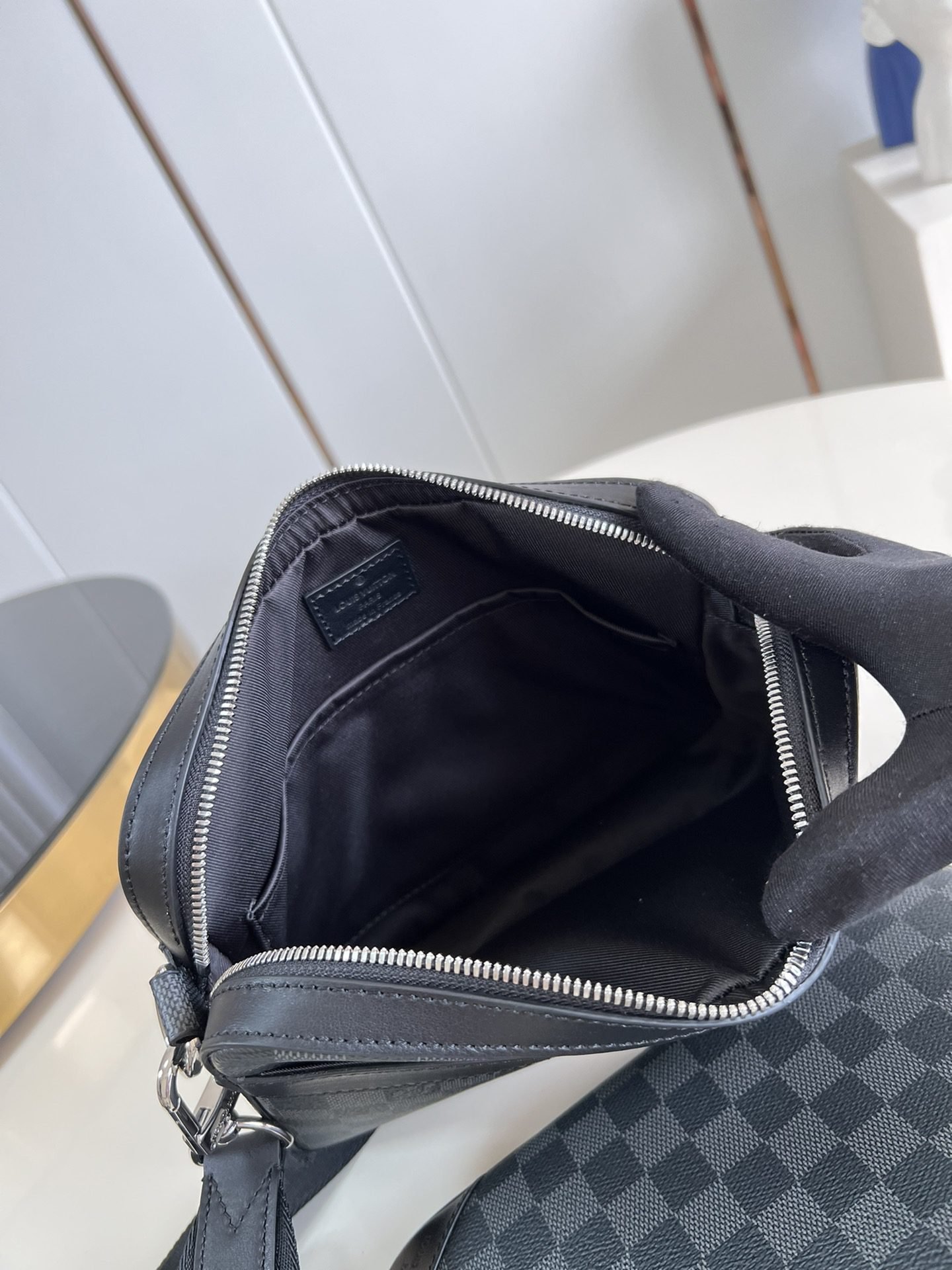 LV BAG (N40519) - Image 7