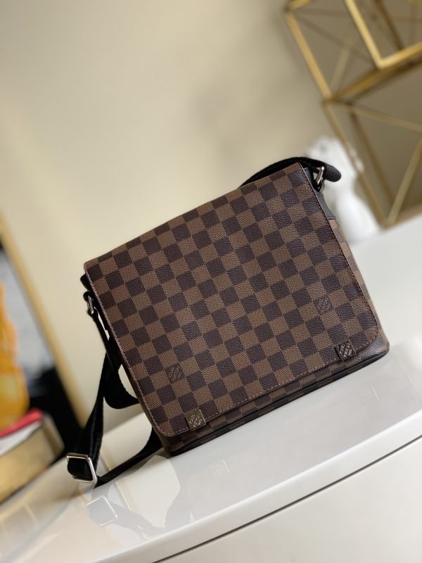 LV BAG (N41031)