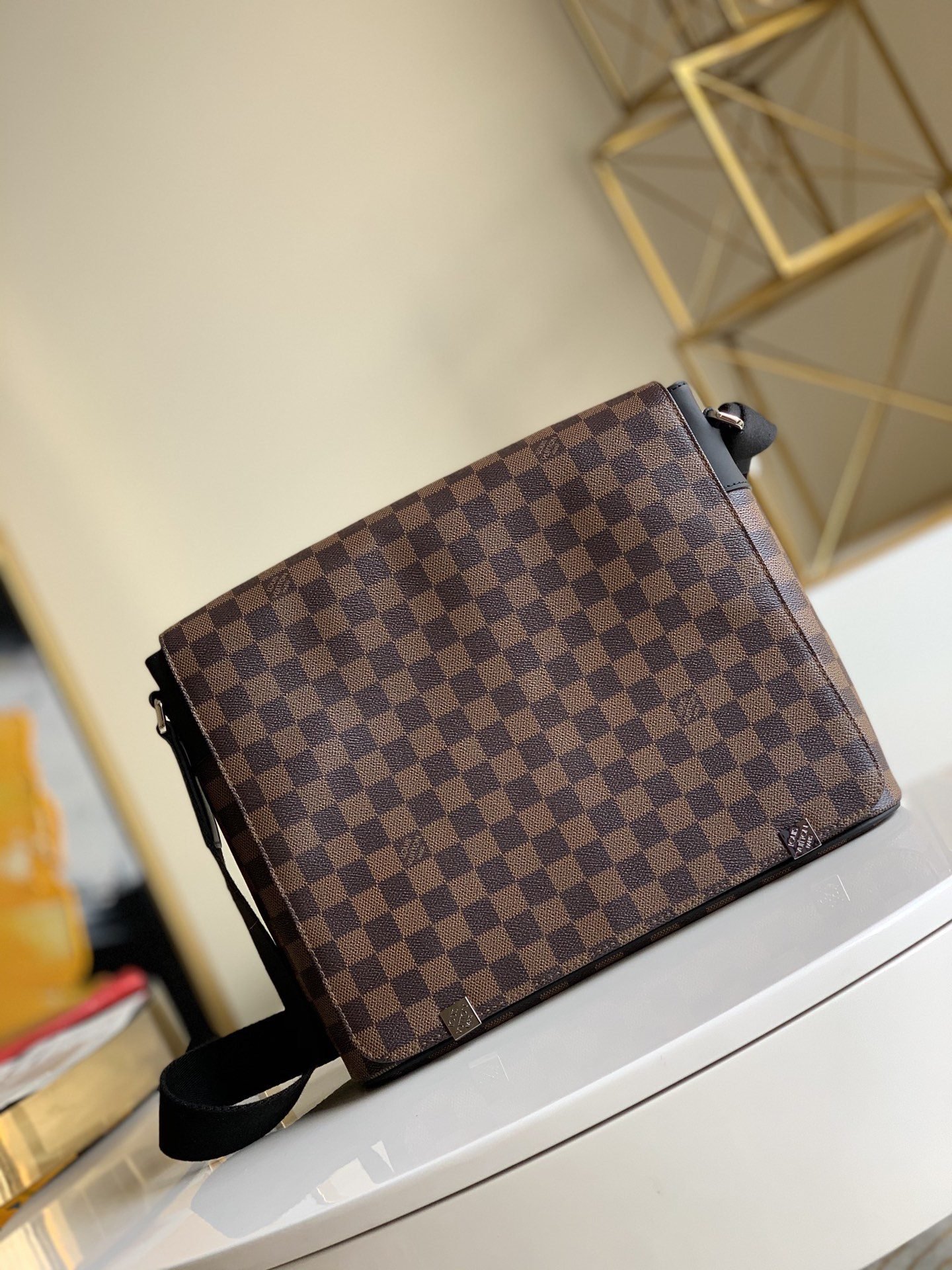 LV BAG (N41032) - Image 2