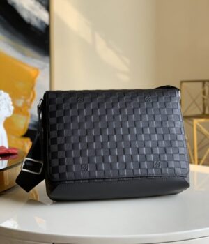 LV BAG (N41038)