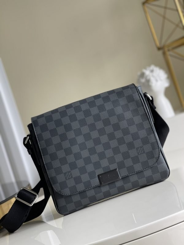 LV BAG (N41260)