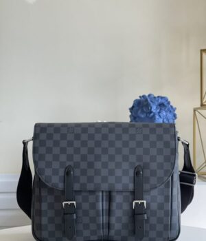 LV BAG (N41500)