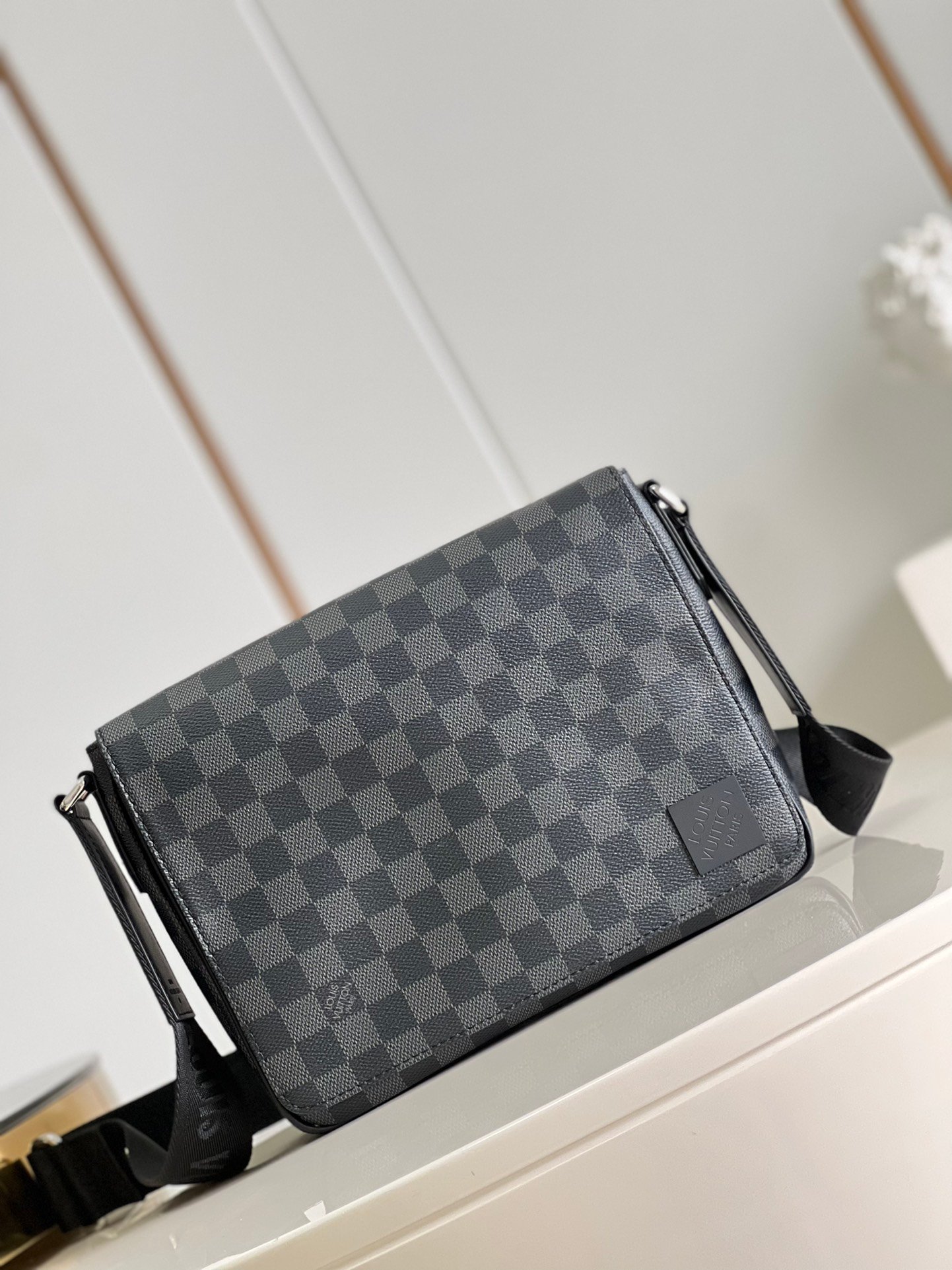 LV BAG (N42710) - Image 3