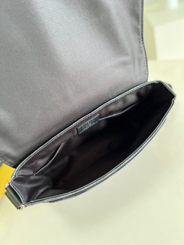 LV BAG (N42710) - Image 8