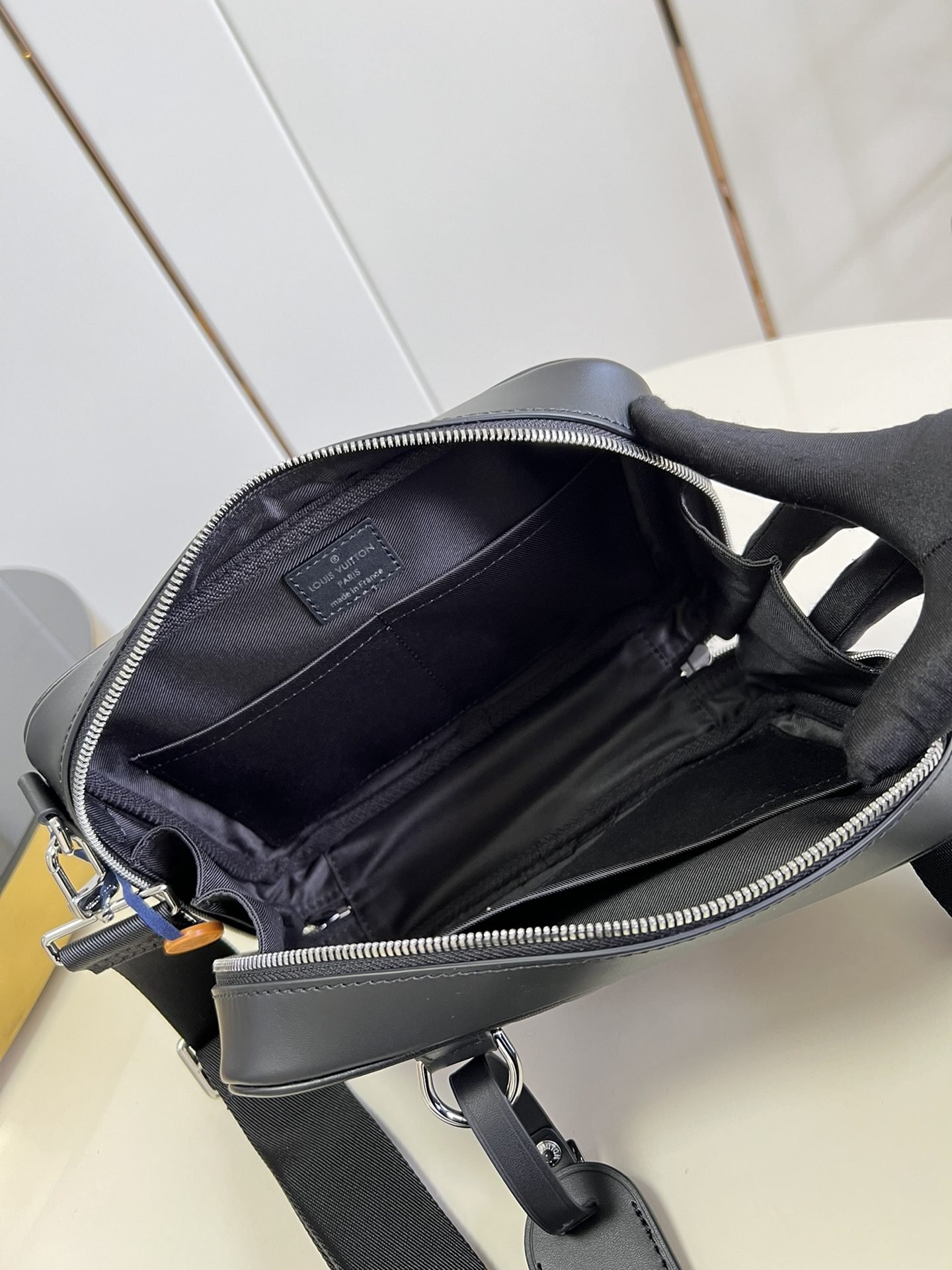 LV BAG (N45826) - Image 7
