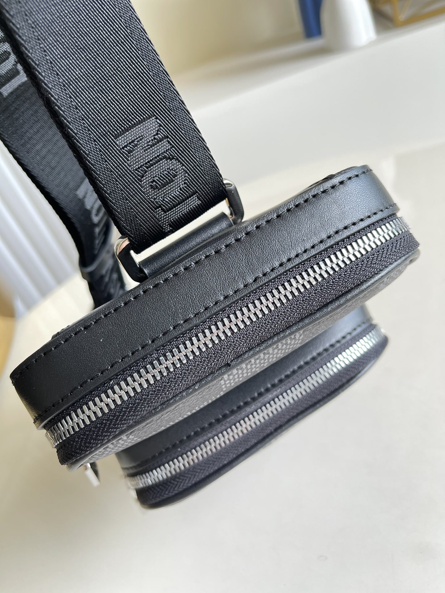 LV BAG (N50012) - Image 7
