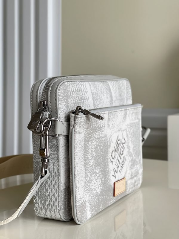 LV BAG (N50068) - Image 4