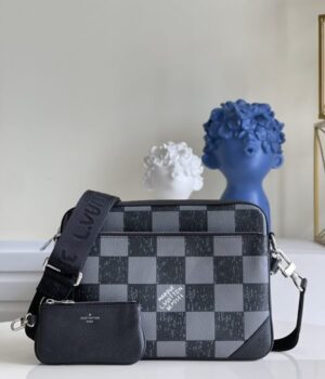 LV BAG (N80401)