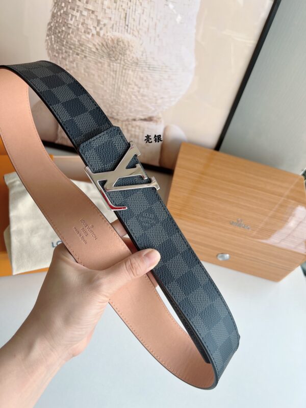 LV BELT - Image 4