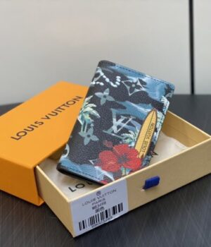 LV CARD HOLDER