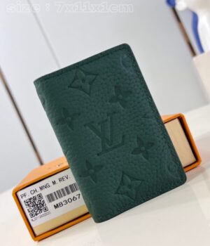 LV CARD HOLDER