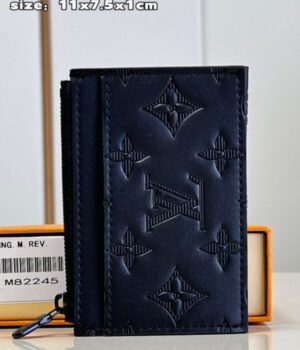 LV CARD HOLDER
