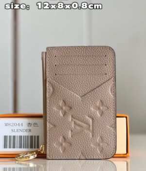 LV CARD HOLDER