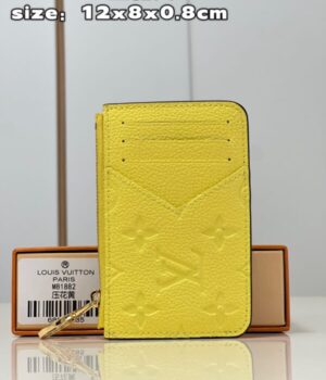 LV CARD HOLDER