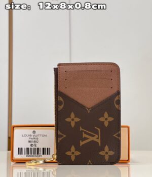 LV CARD HOLDER