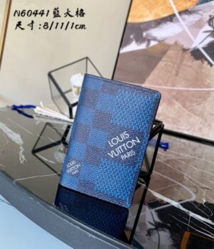 LV CARD HOLDER