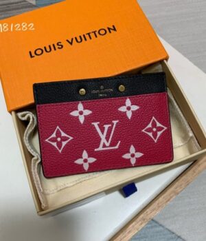 LV CARD HOLDER