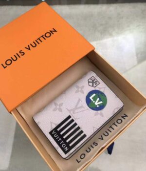 LV CARD HOLDER
