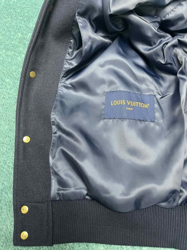 LV JACKET - Image 8