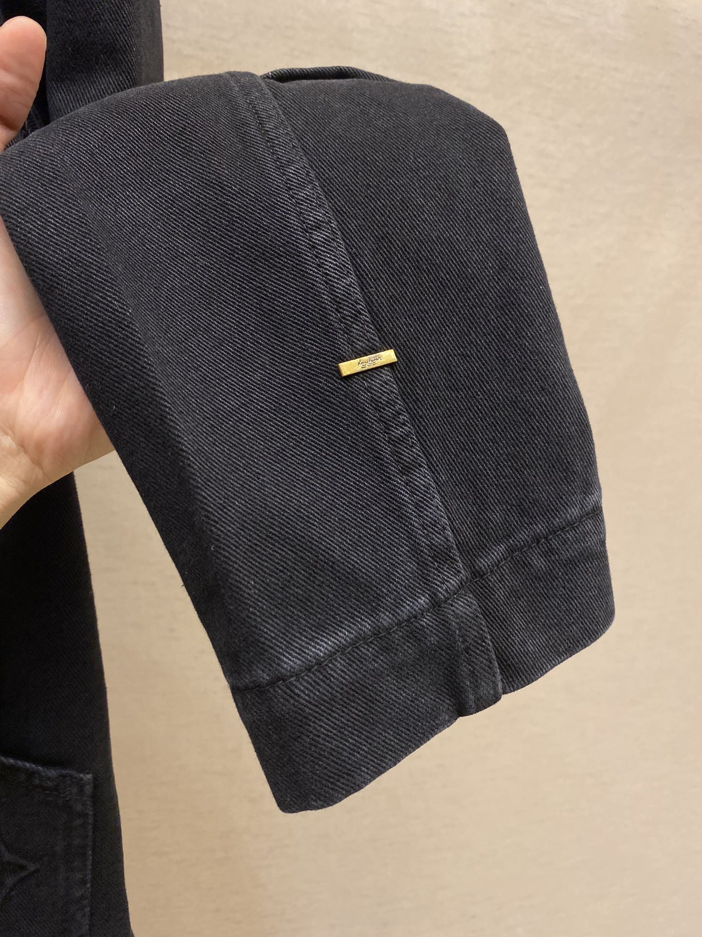 LV JACKET - Image 7