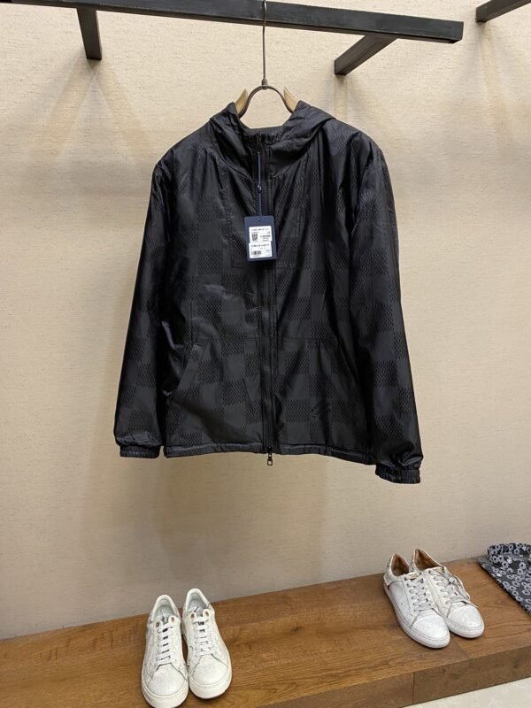 LV JACKET - Image 4