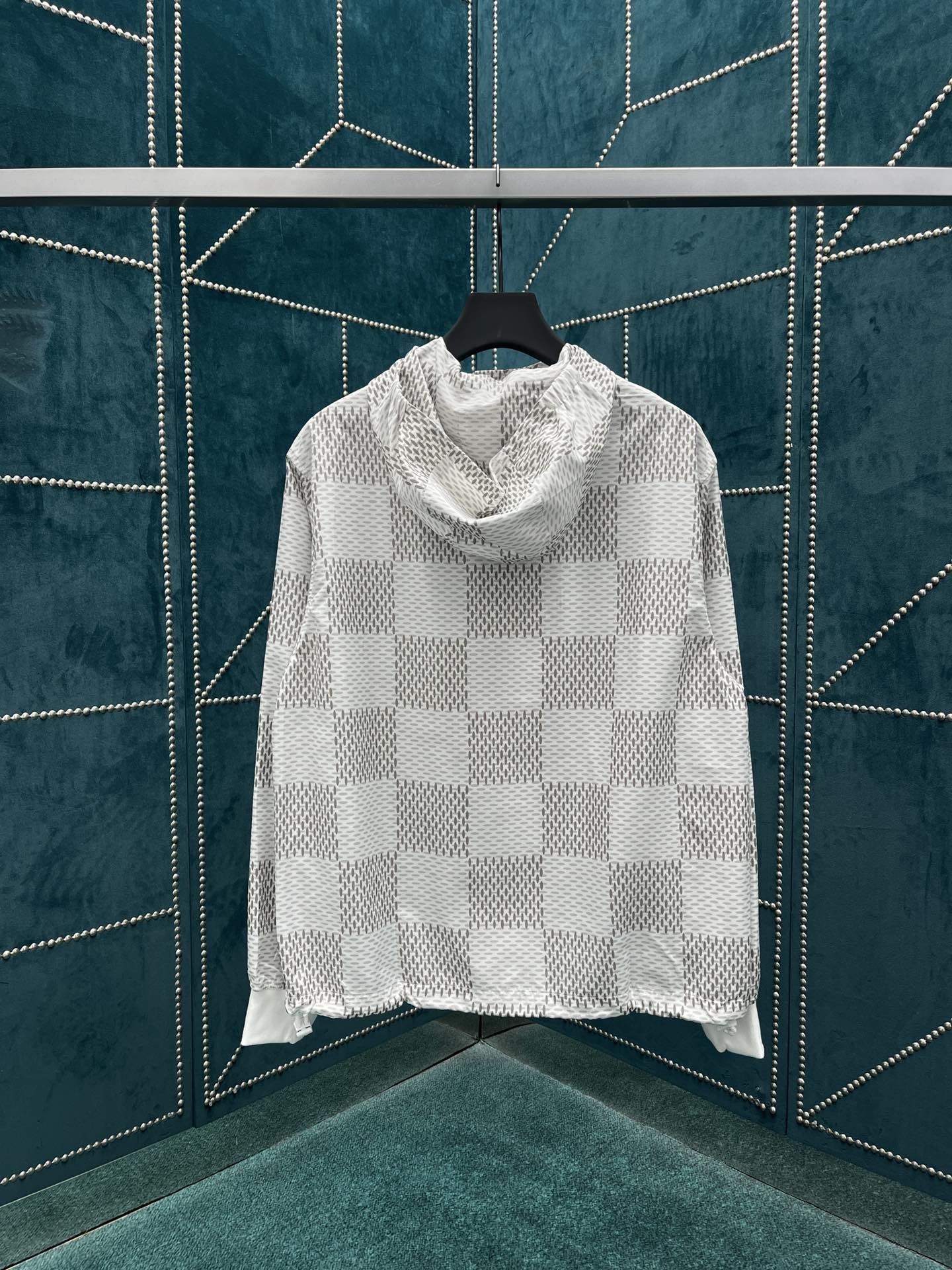 LV JACKET - Image 3