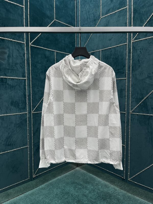 LV JACKET - Image 4