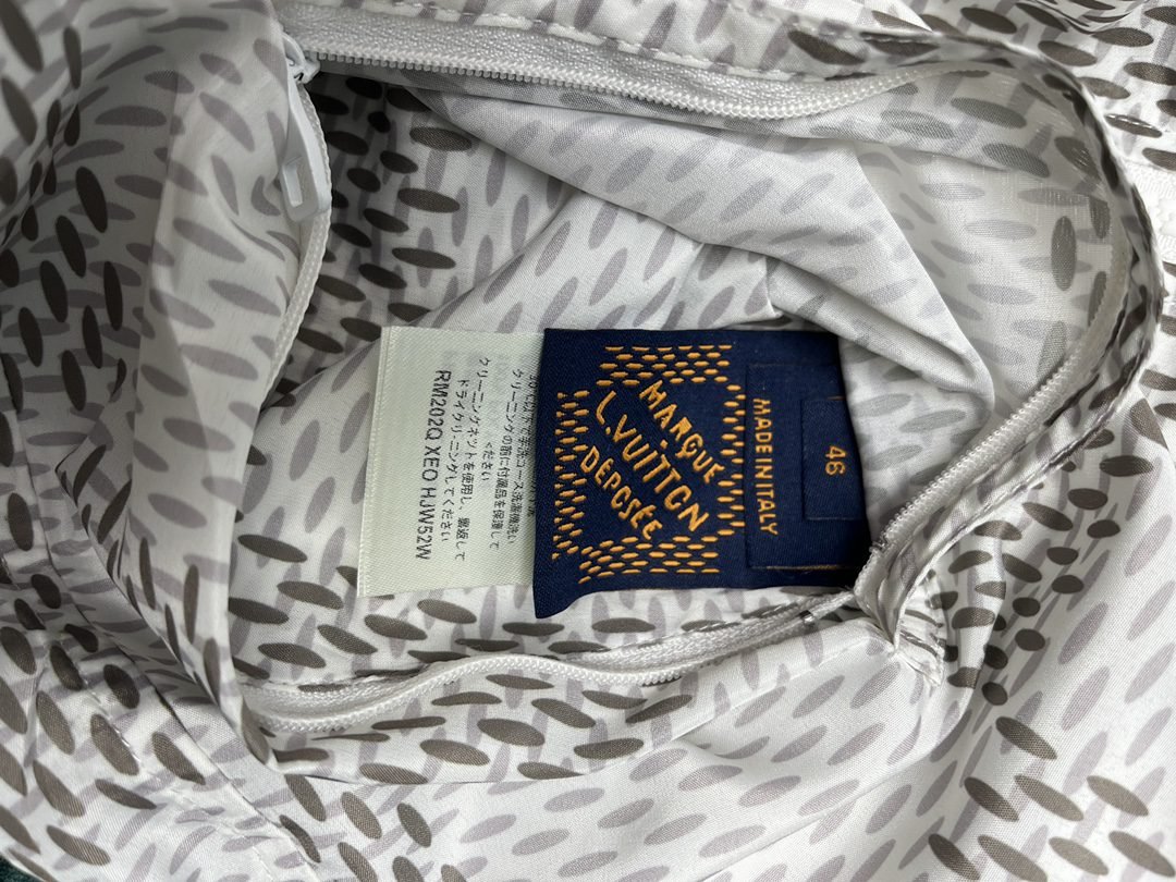 LV JACKET - Image 5