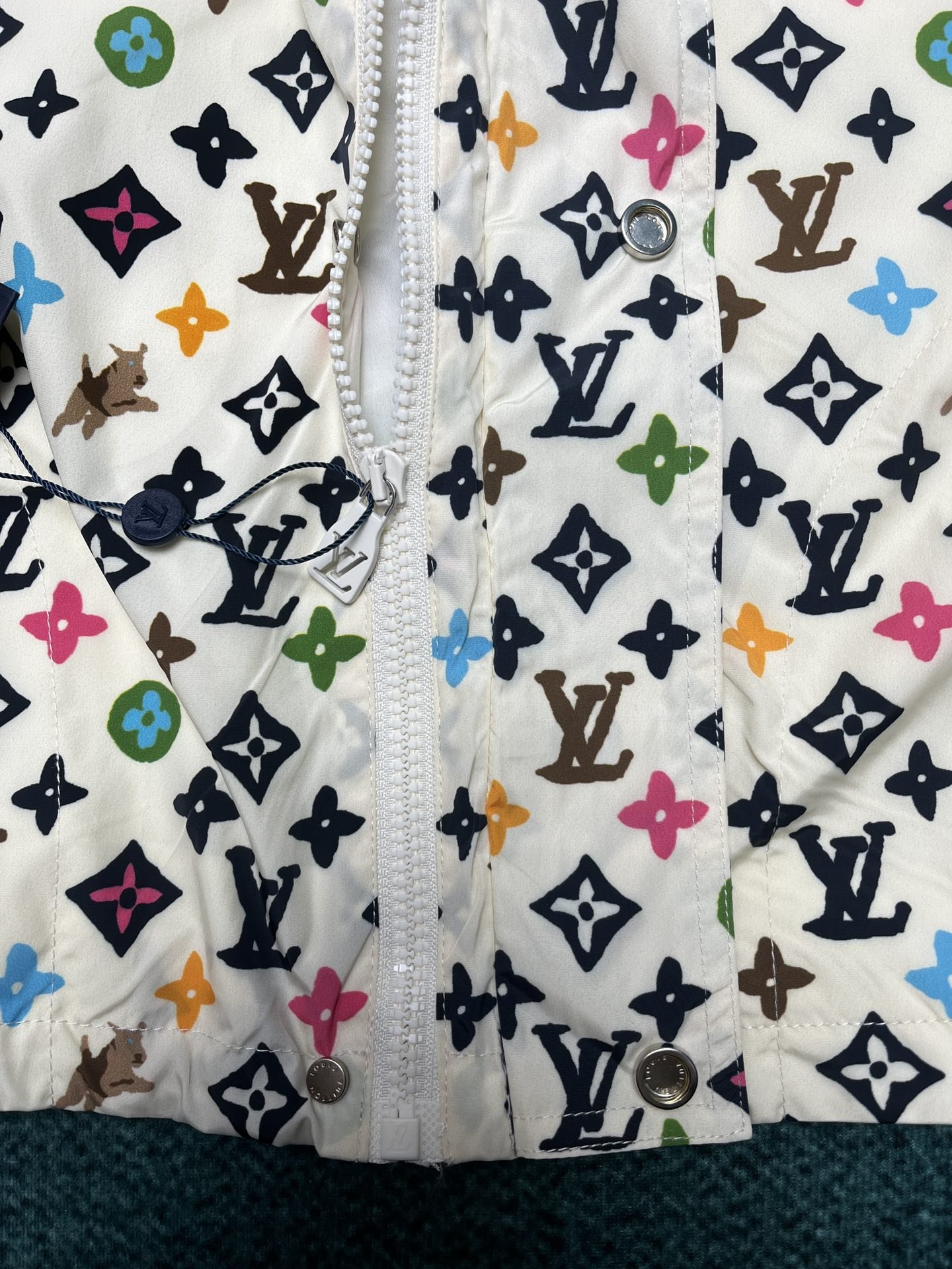 LV JACKET - Image 7