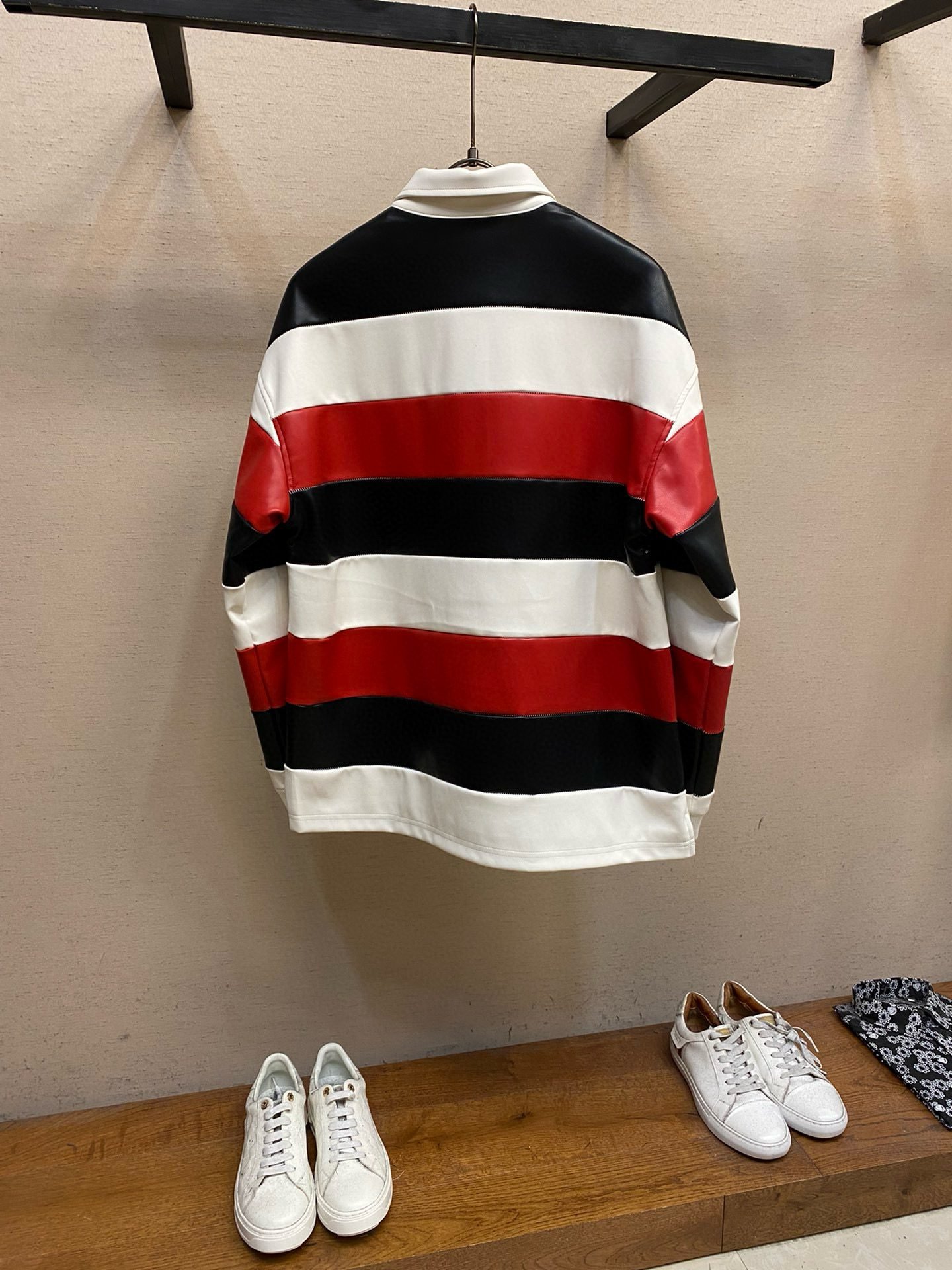 LV JACKET - Image 3