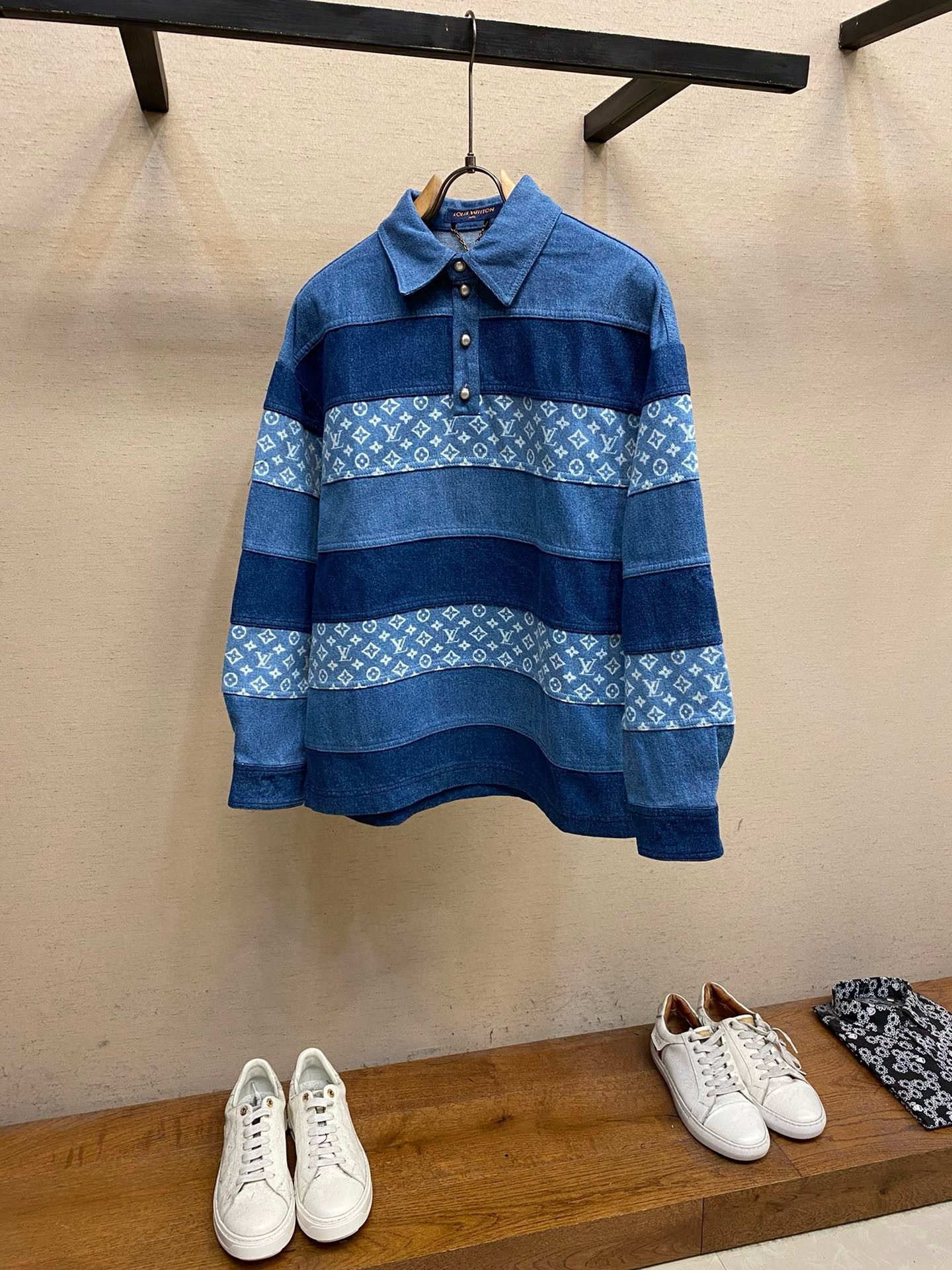 LV JACKET - Image 2