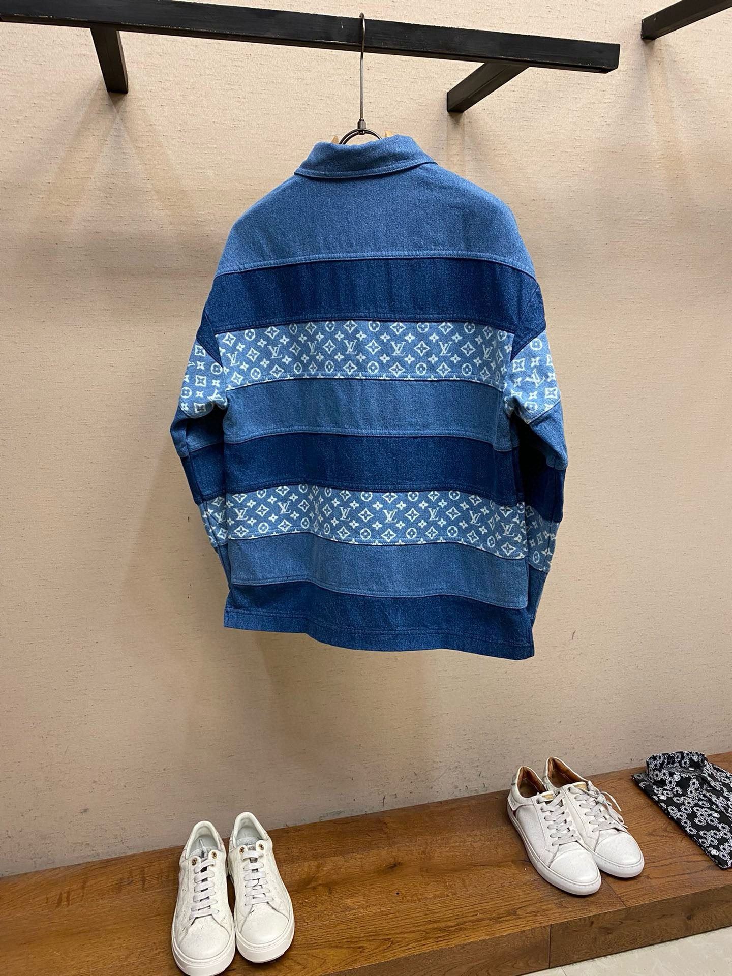 LV JACKET - Image 3