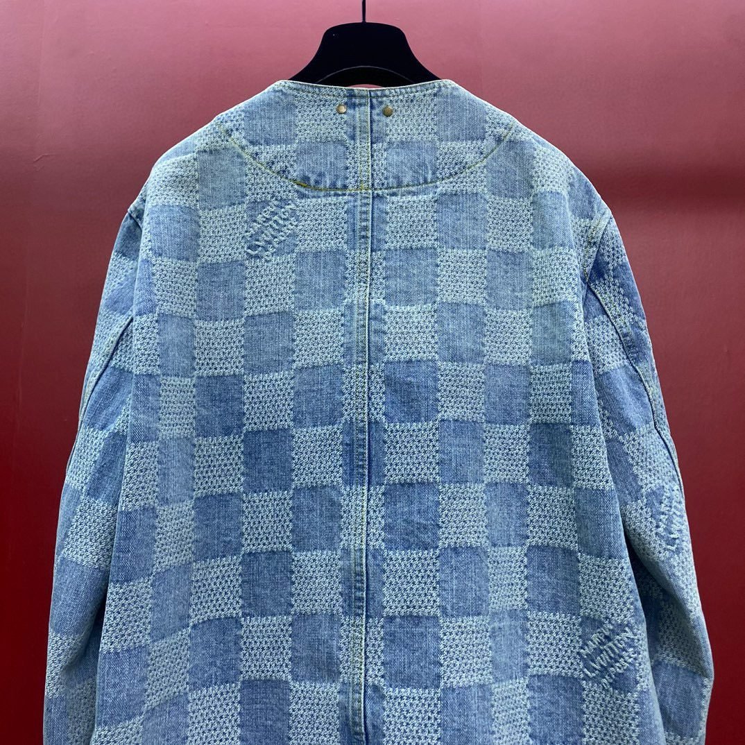 LV JACKET - Image 7