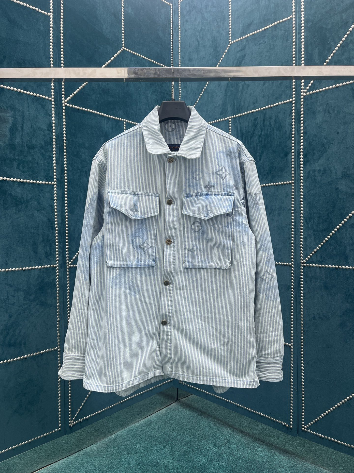 LV JACKET - Image 2