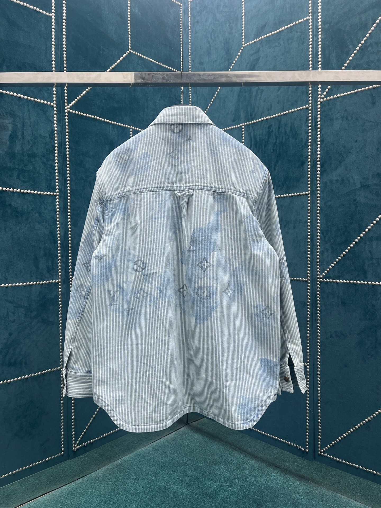 LV JACKET - Image 3