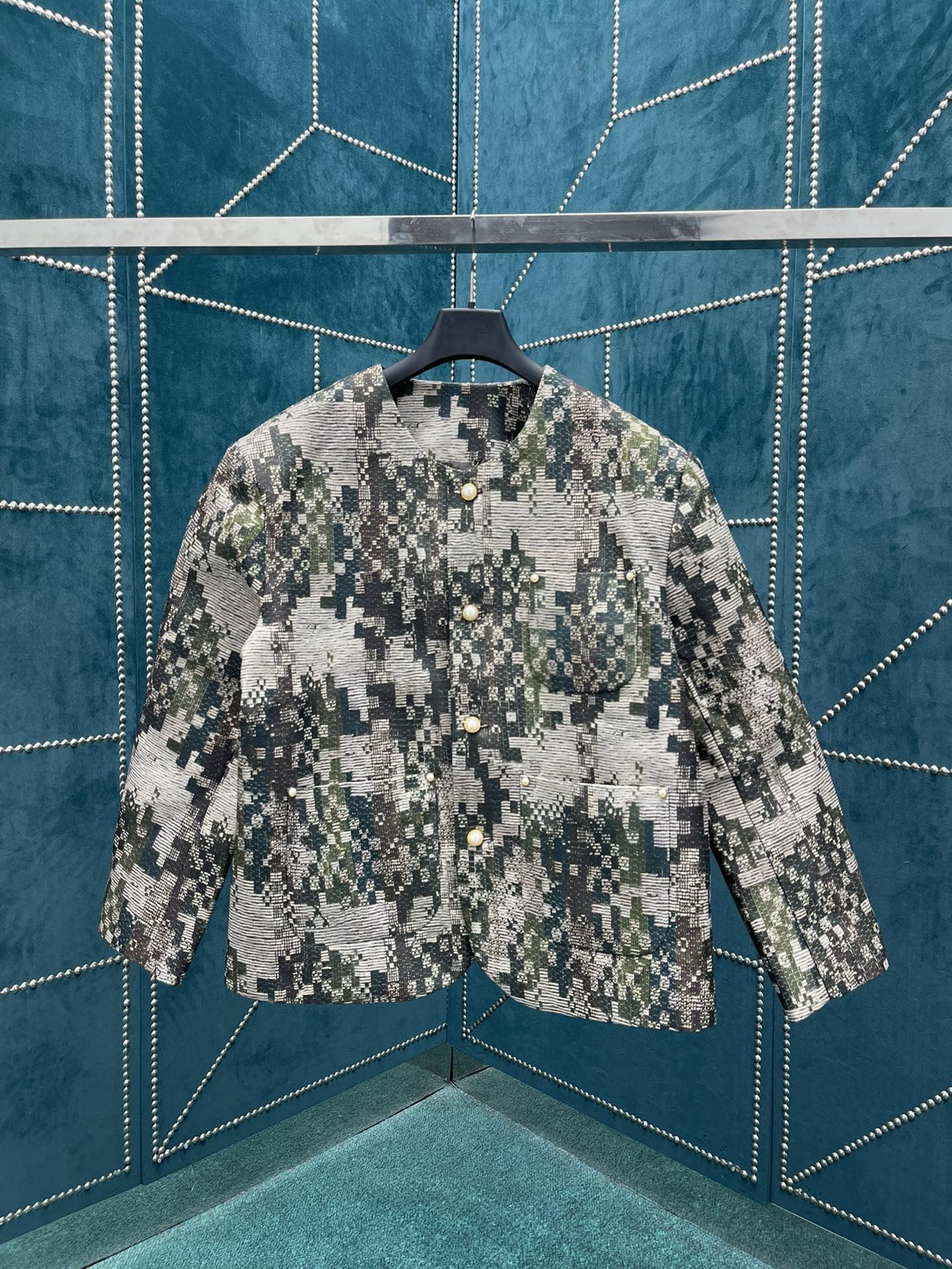 LV JACKET - Image 2