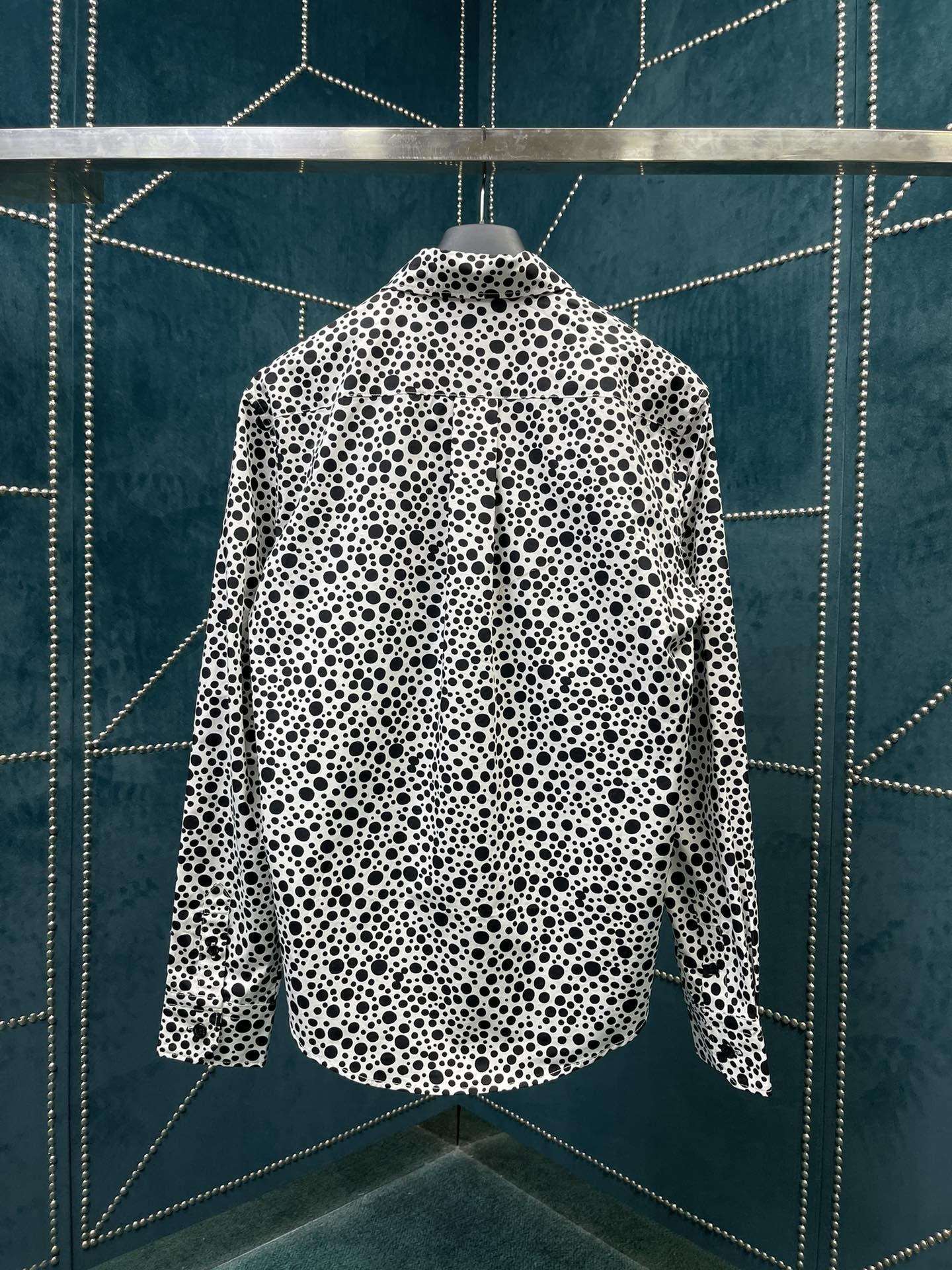 LV JACKET - Image 3