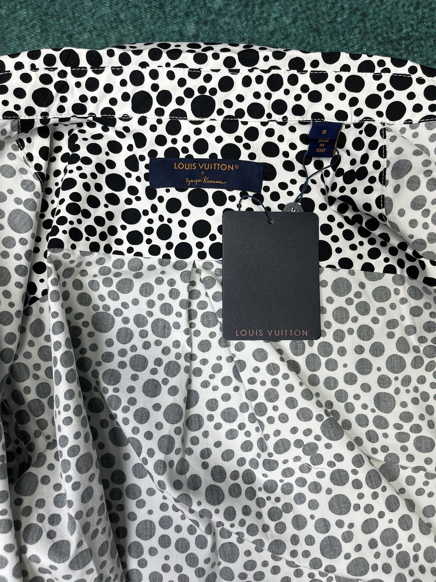 LV JACKET - Image 7