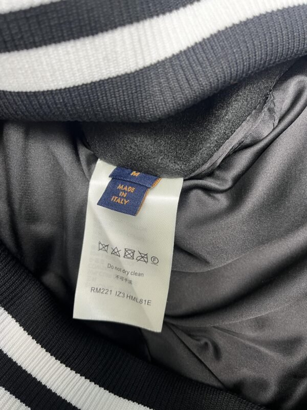 LV JACKET - Image 6