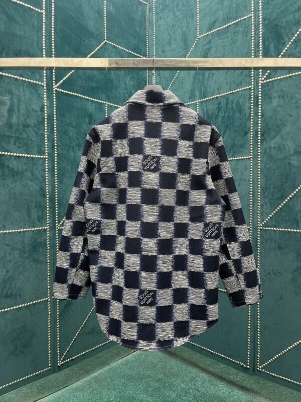 LV JACKET - Image 4