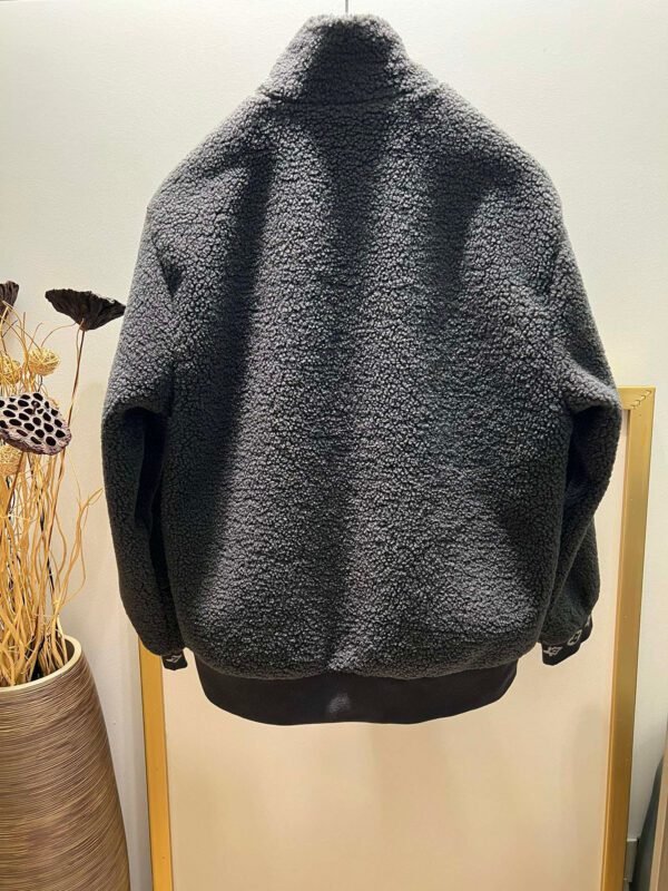 LV JACKET - Image 6