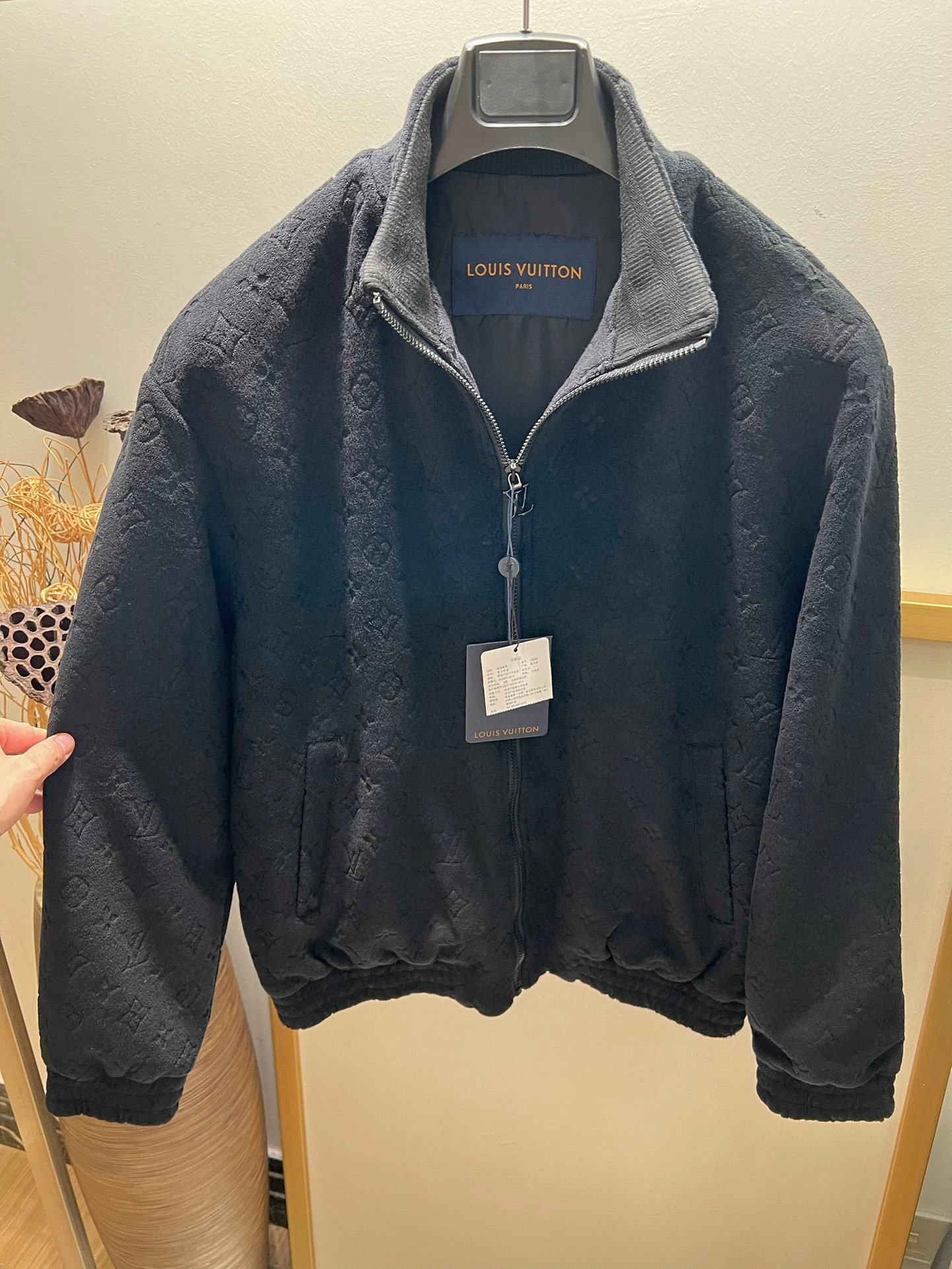 LV JACKET - Image 3