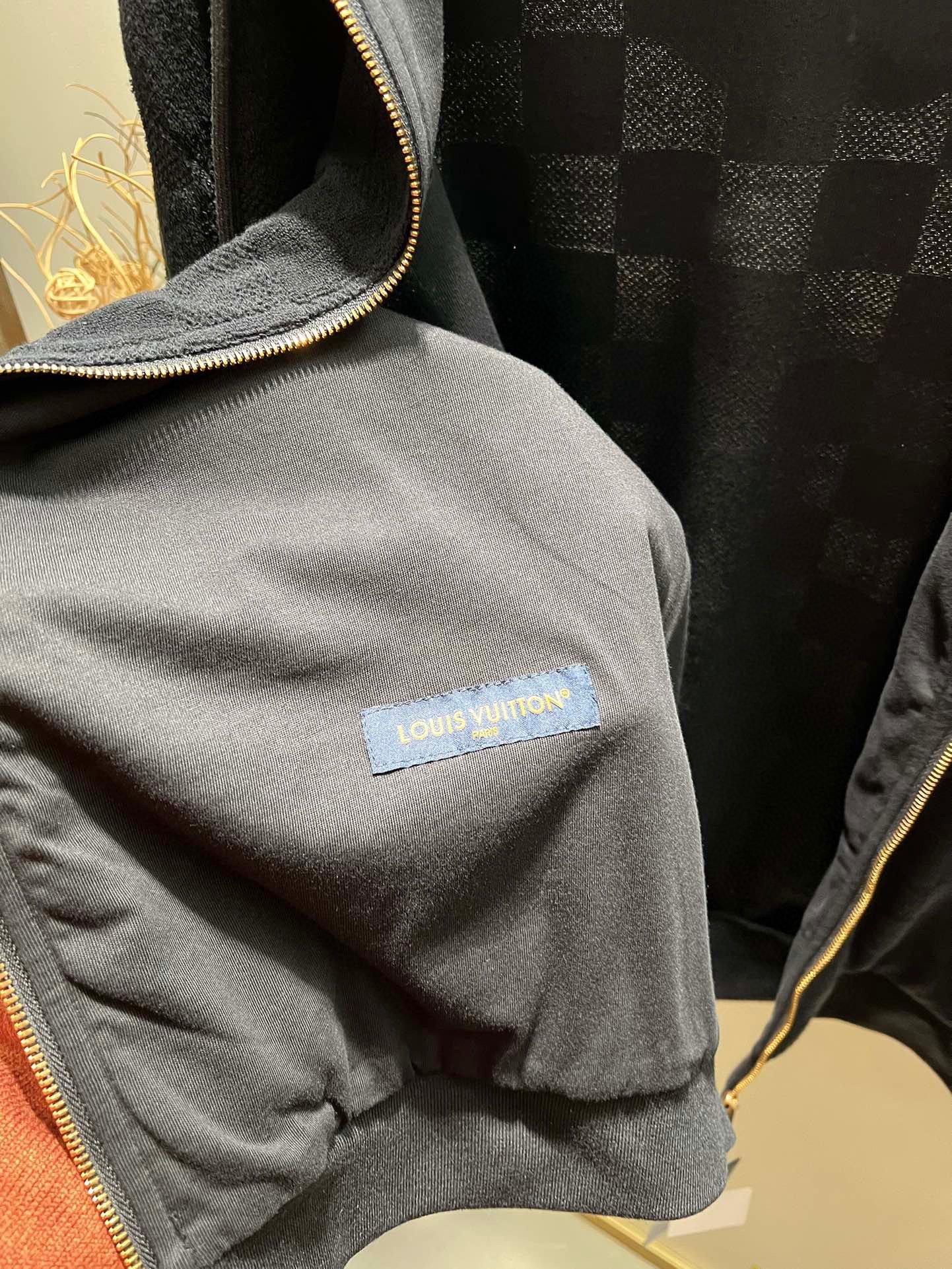 LV JACKET - Image 7