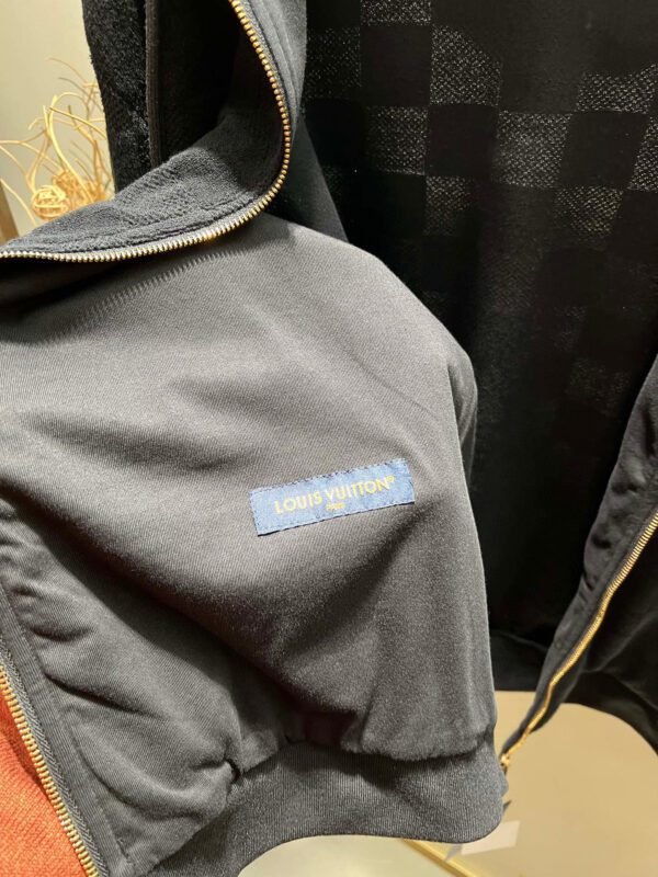 LV JACKET - Image 8