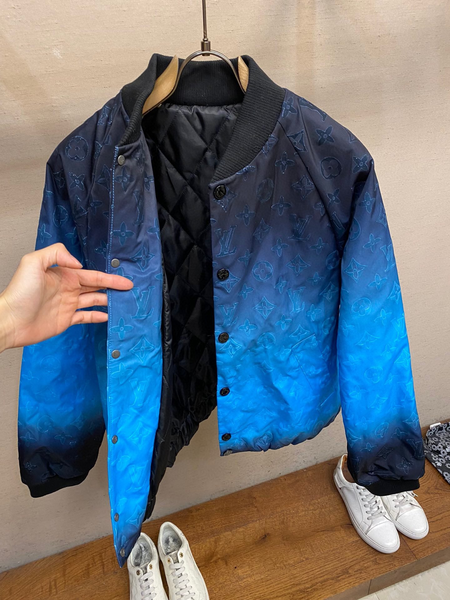 LV JACKET - Image 7