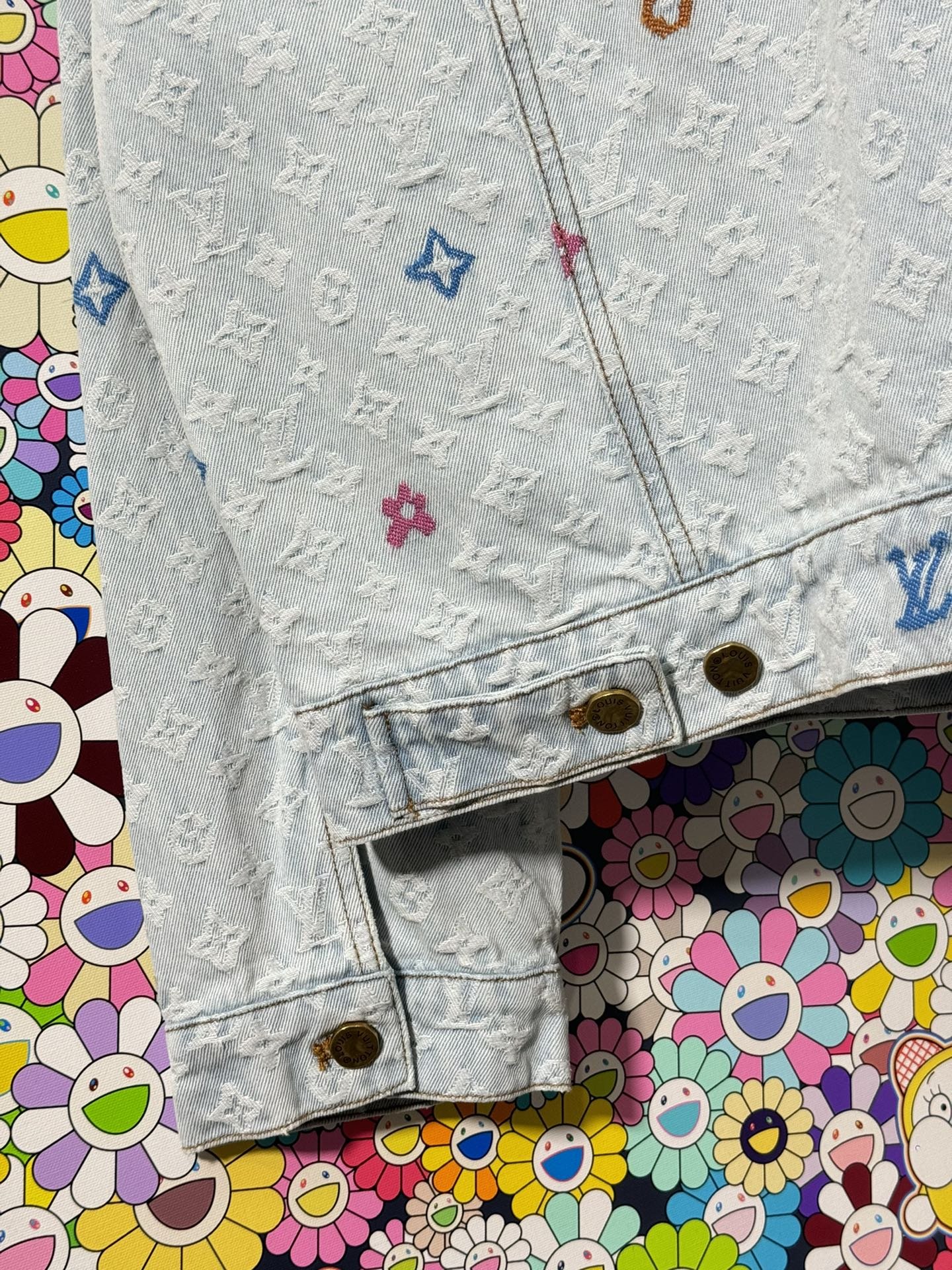 LV JACKET - Image 7