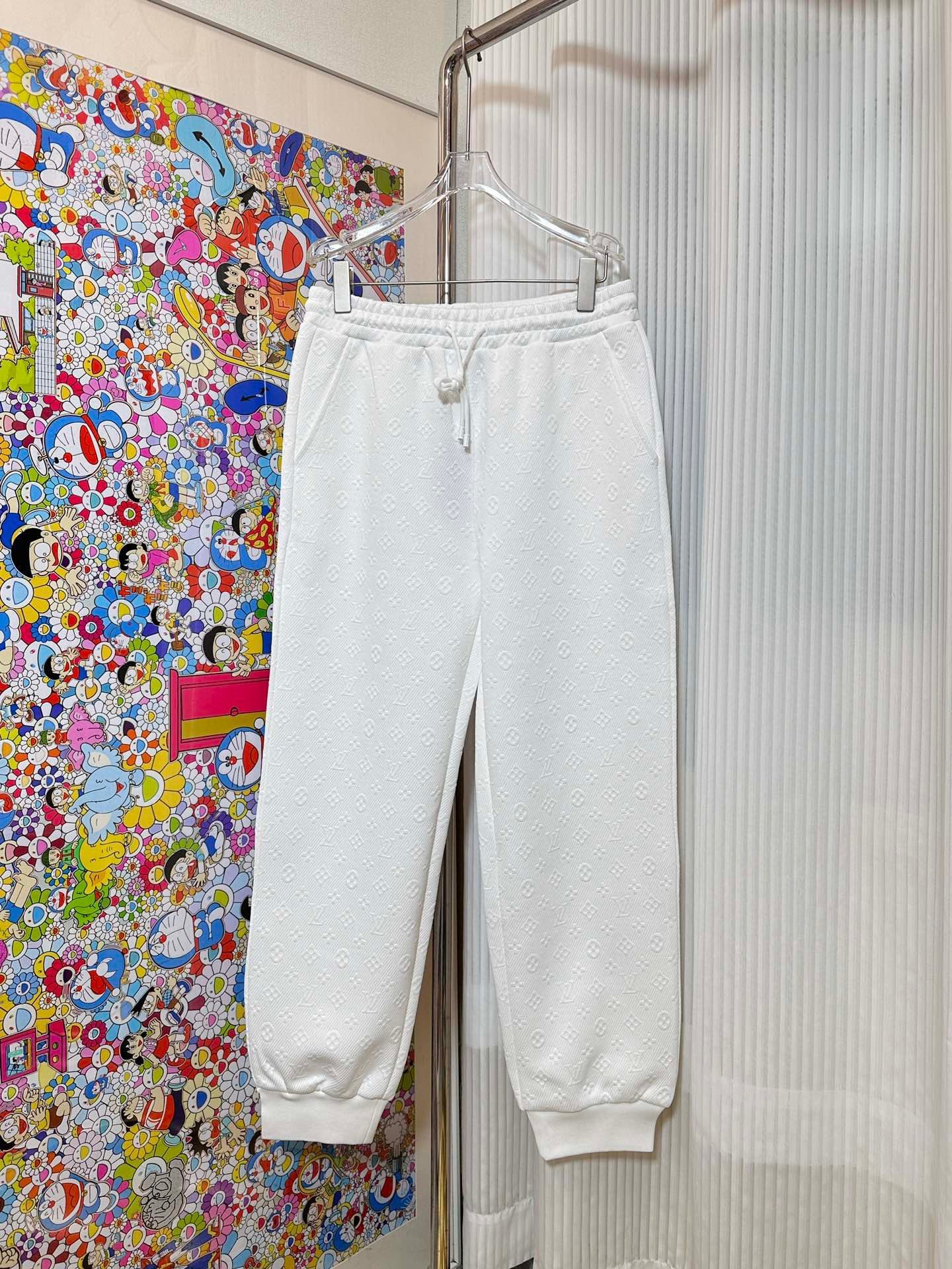 LV JOGGER PANTS - Image 2