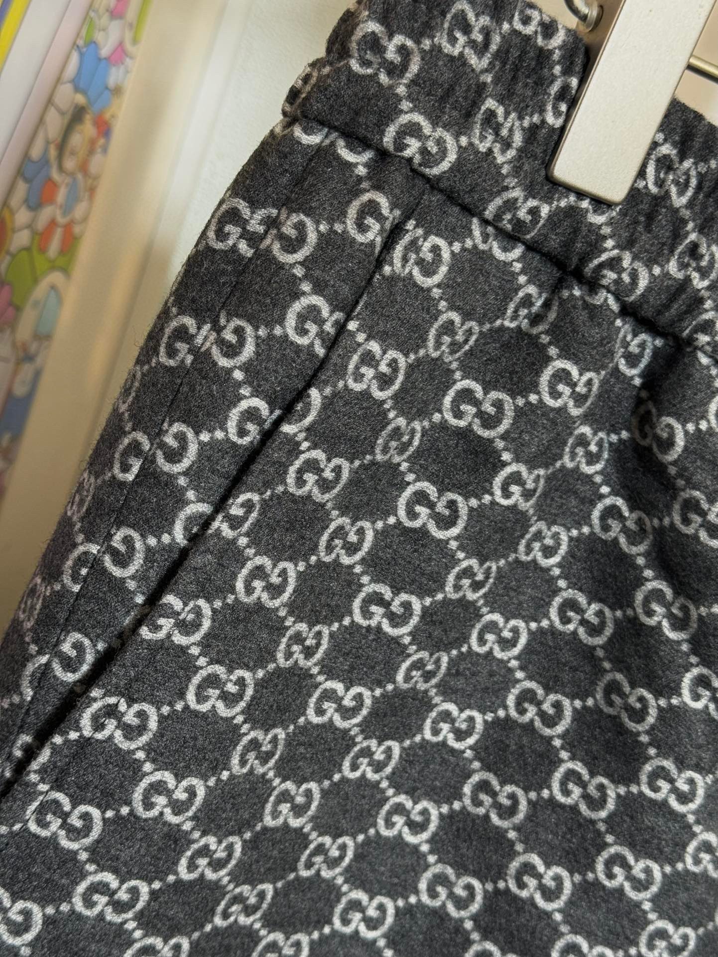 LV JOGGER PANTS - Image 5