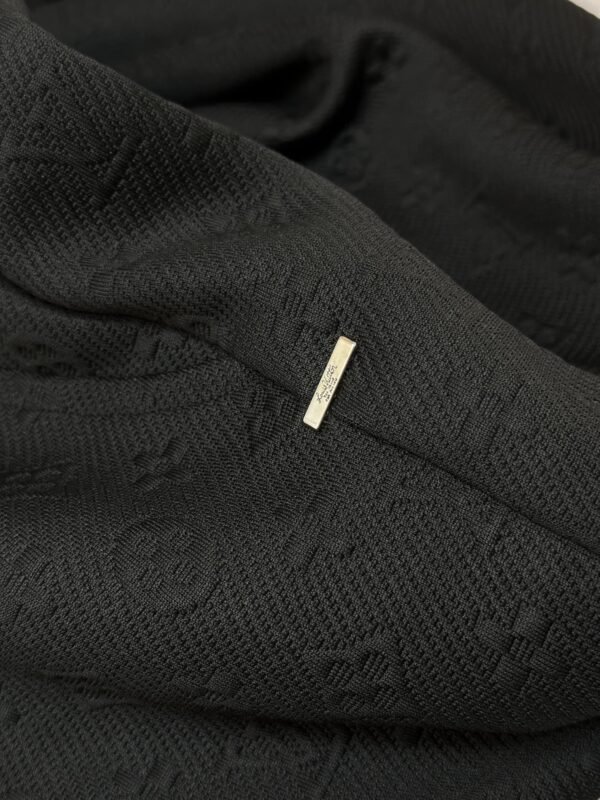 LV JOGGER PANTS - Image 8